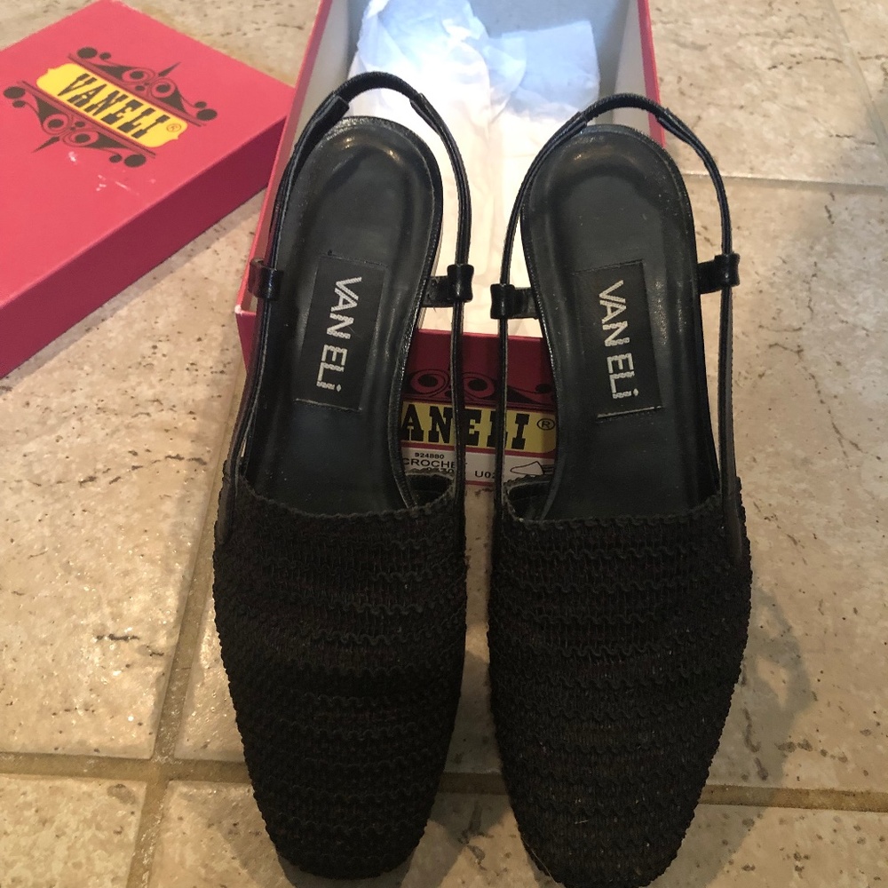 Ladies flats